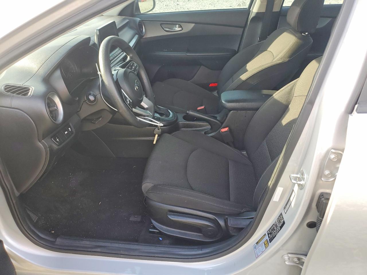 2019 Kia Forte Lxs - Image 7