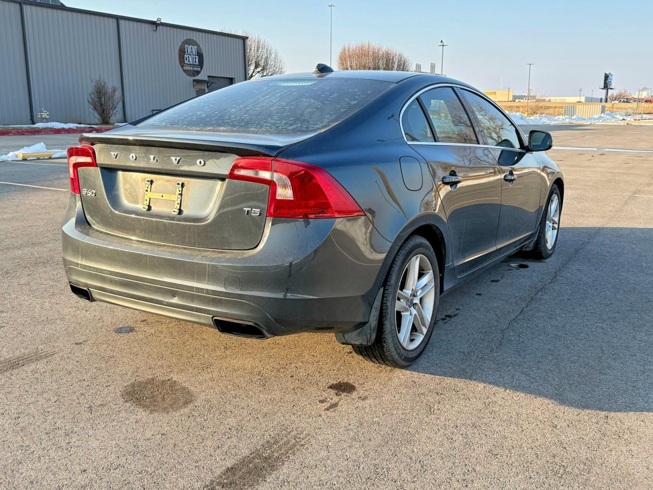2015 Volvo S60 Premier - Фото 4
