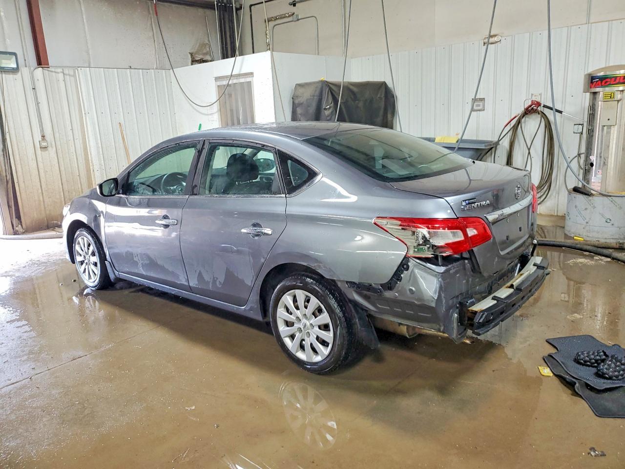 2018 Nissan Sentra S - Фото 2