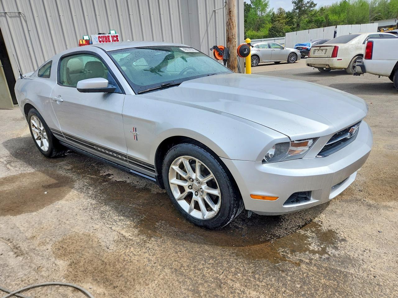 2011 Ford Mustang - Фото 4