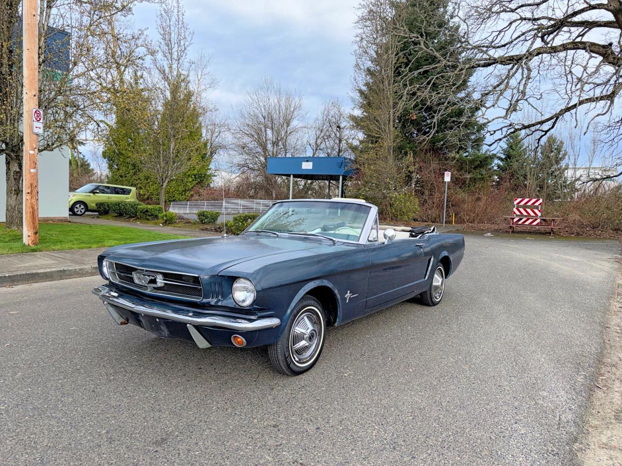 1965 Ford Mustang Convertible - Фото 2