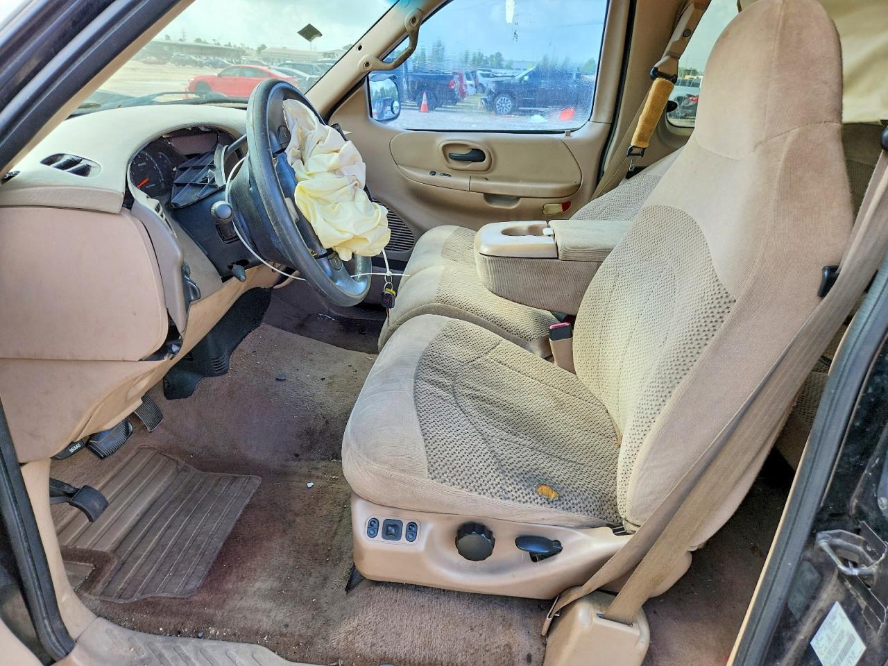 1999 Ford F150 - Фото 7