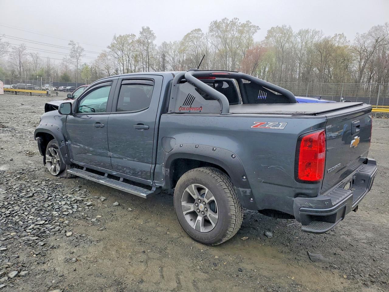 2016 Chevrolet Colorado Z71 - Фото 2