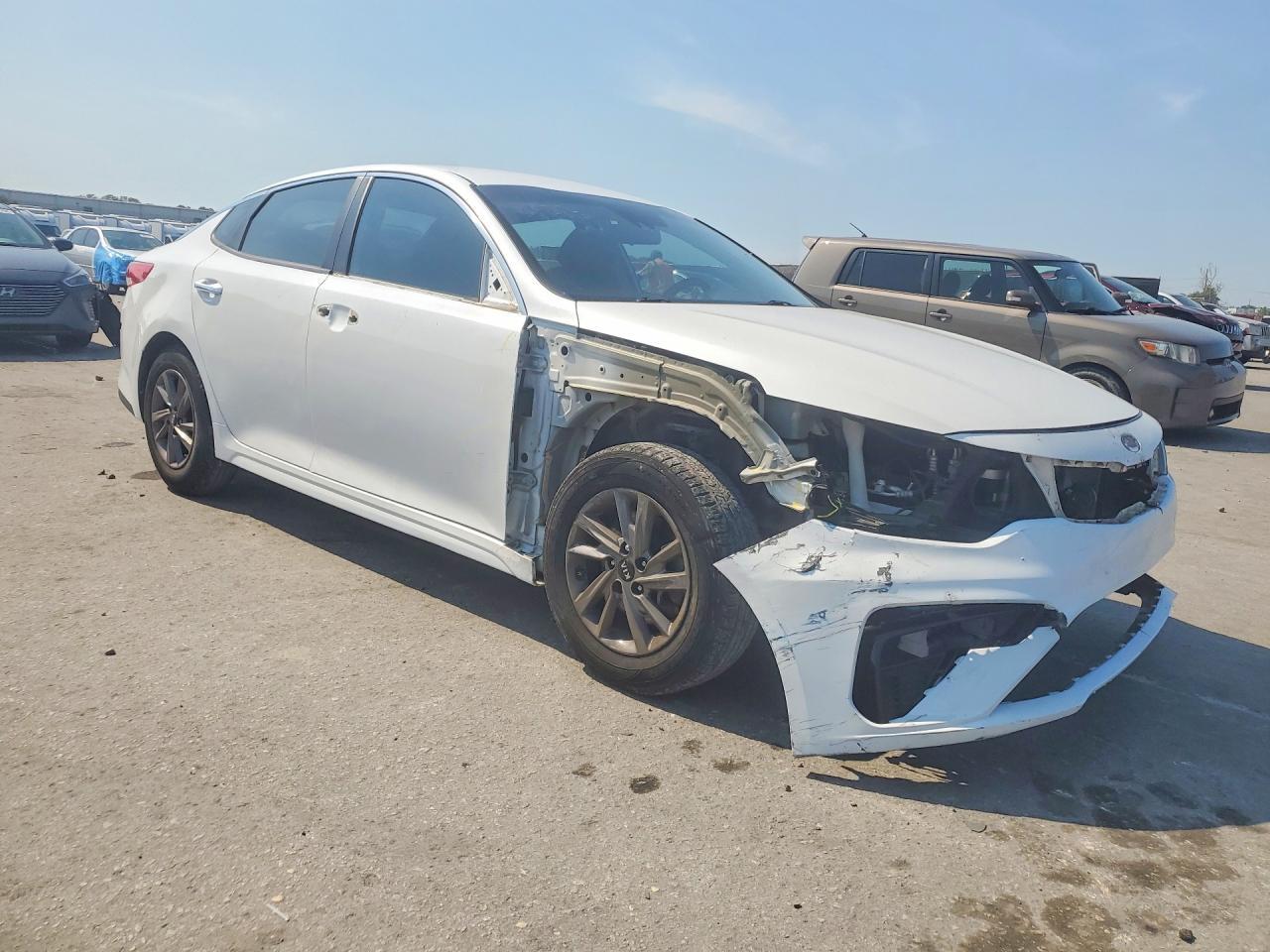 2020 Kia Optima Lx - Фото 4