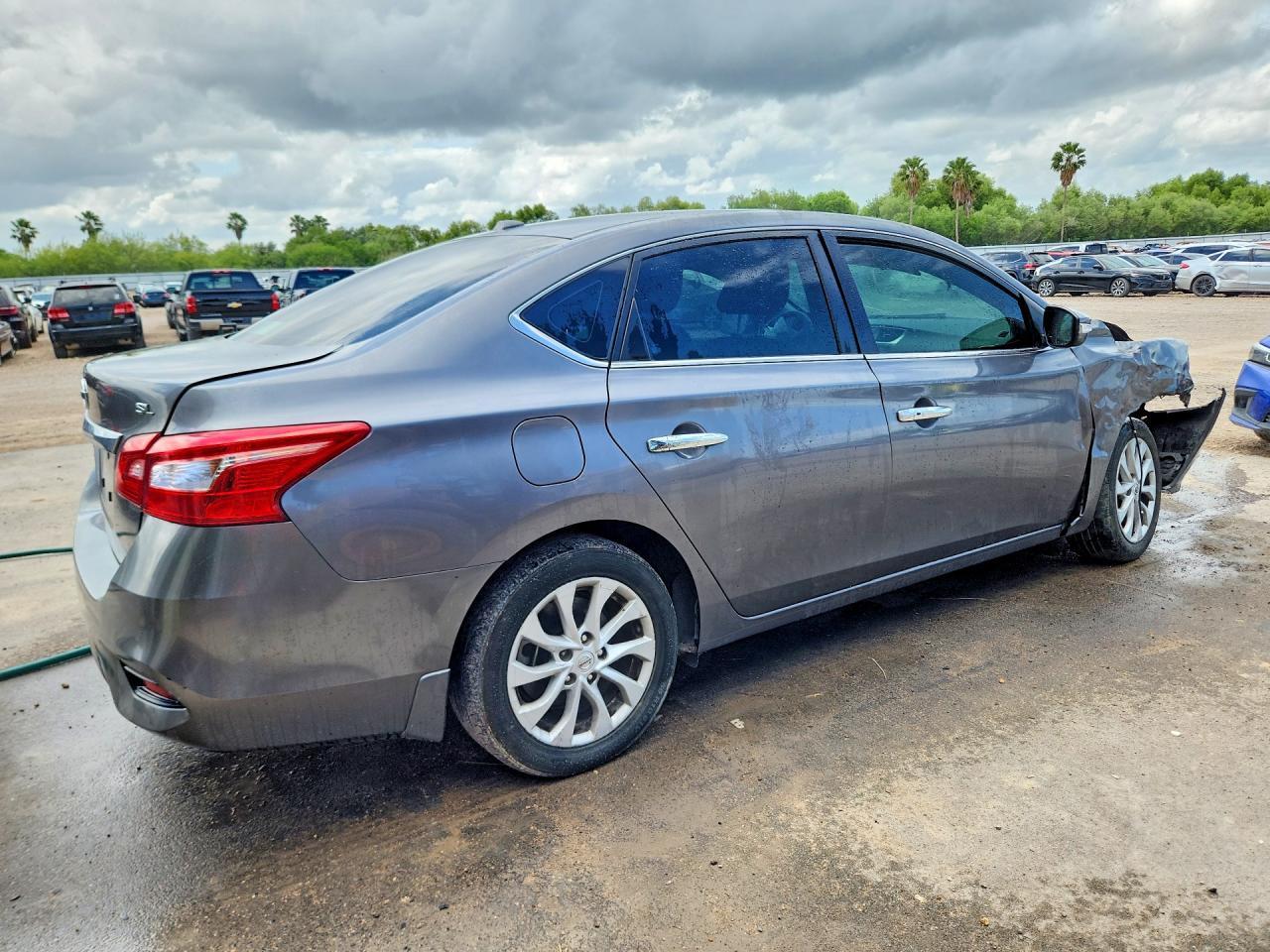2019 Nissan Sentra Sl - Image 3