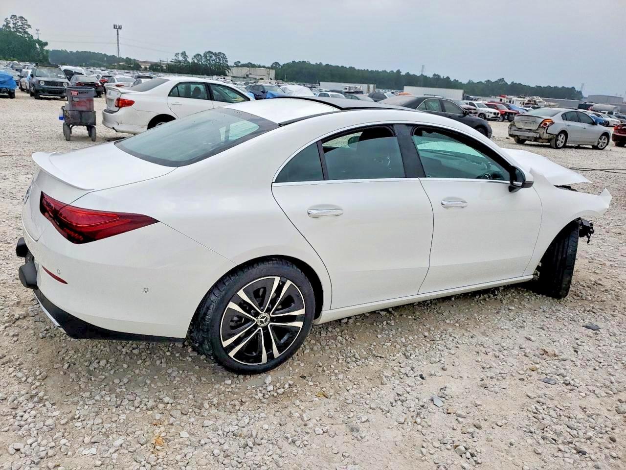 2025 Mercedes-Benz Cla 250 - Image 3
