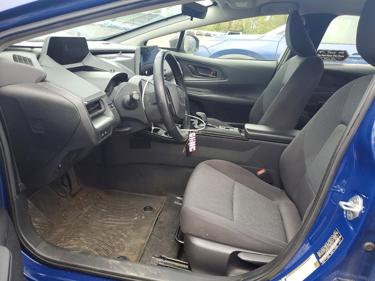 2023 Toyota Prius Le - Фото 7