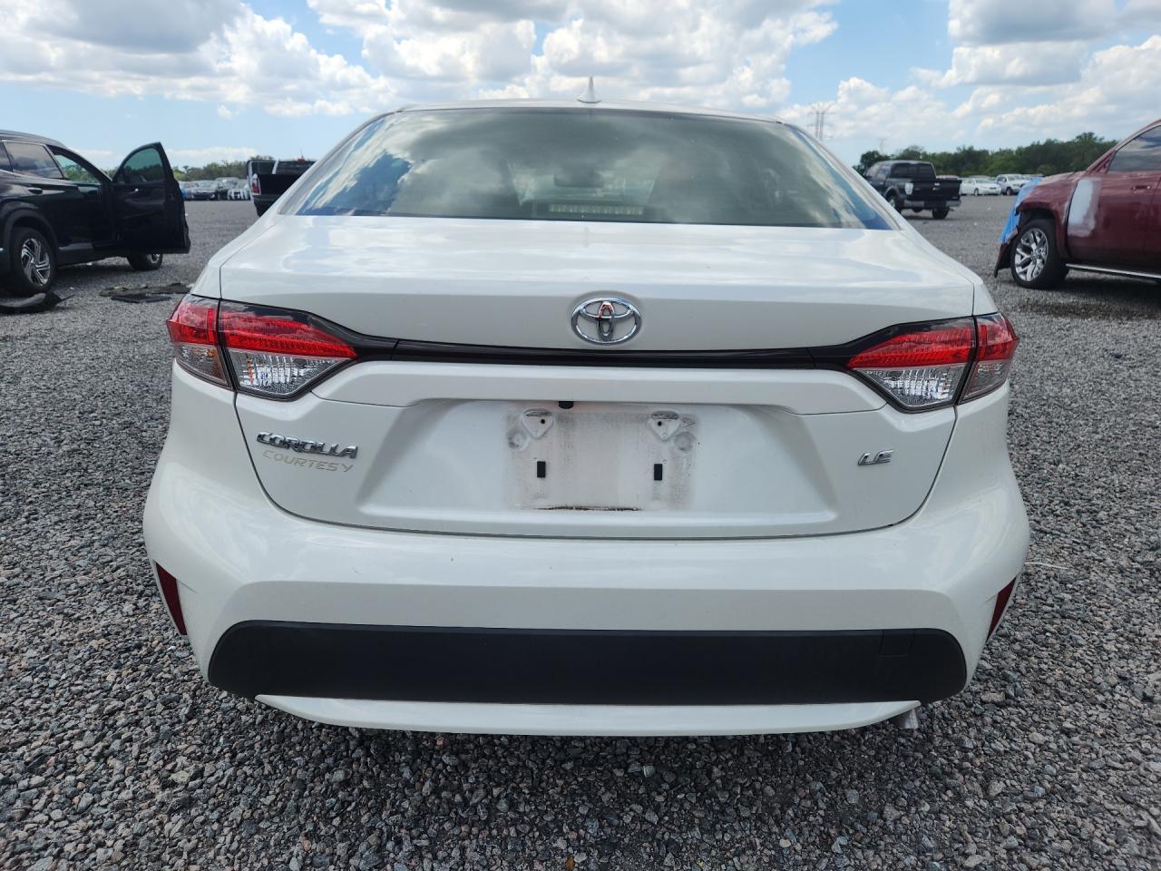 2021 Toyota Corolla Le - Фото 6
