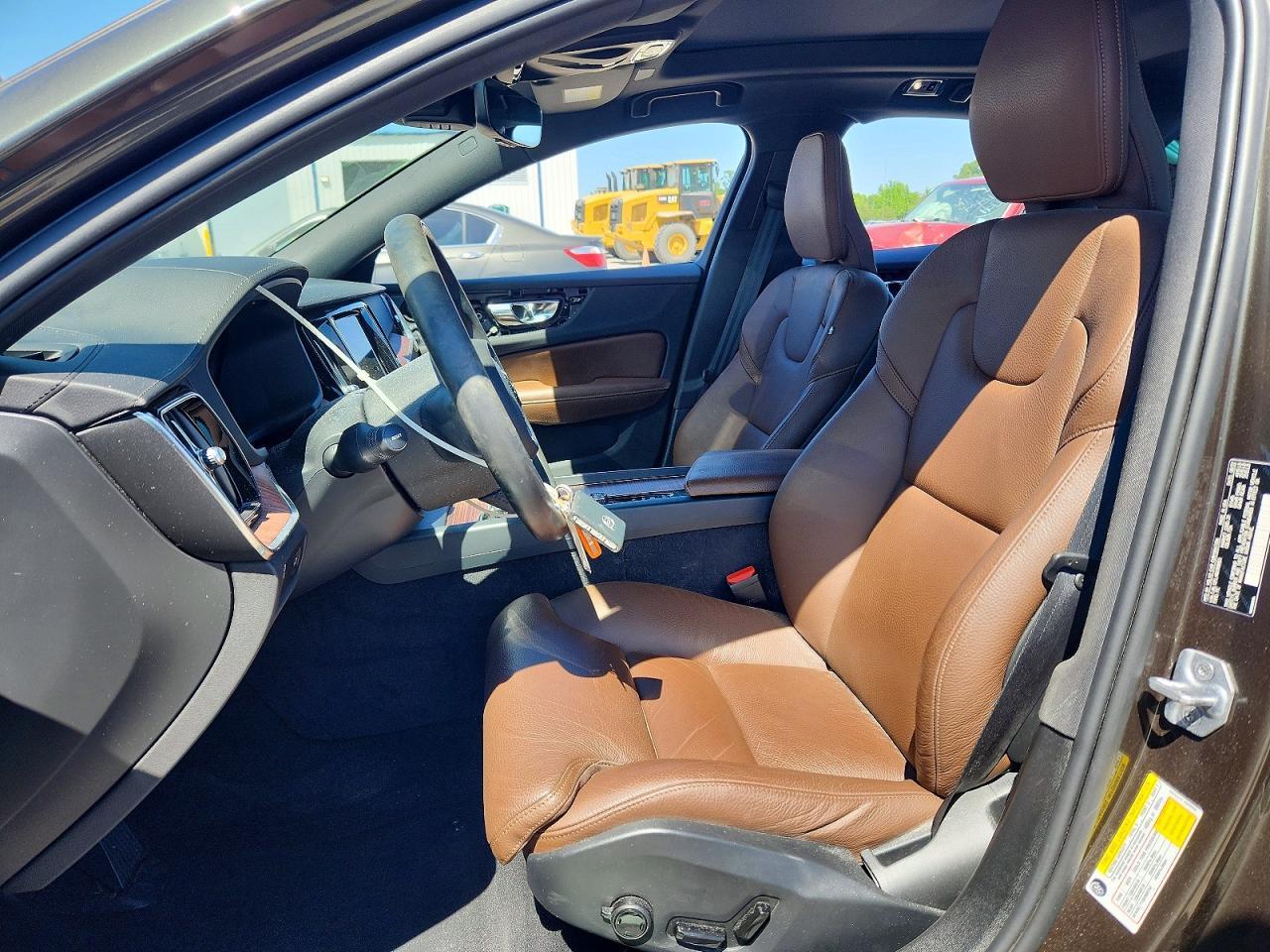 2022 Volvo S60 B5 Inscription - Фото 7