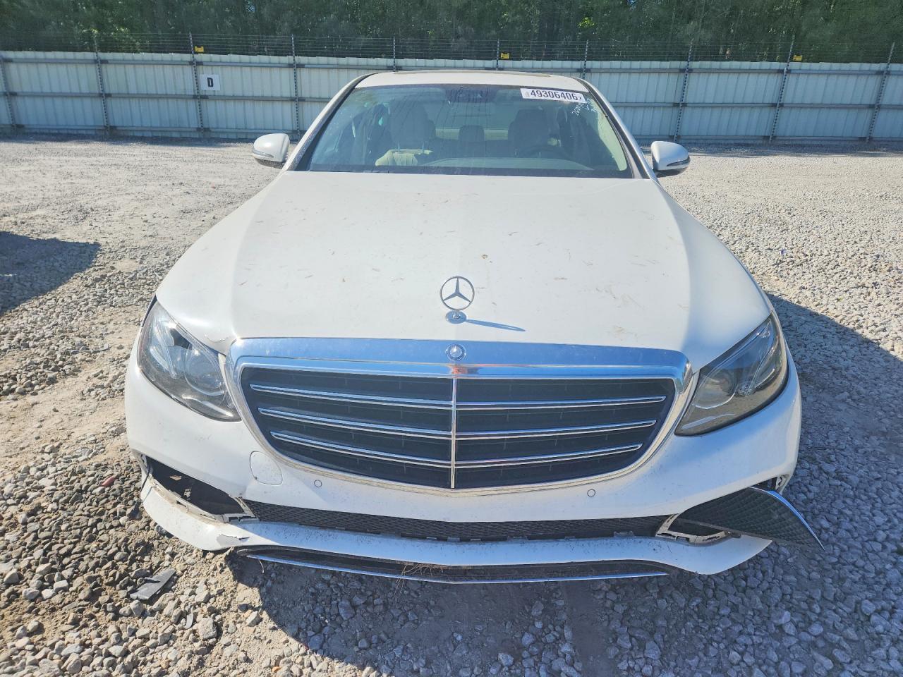 2017 Mercedes-Benz E 300 - Image 5