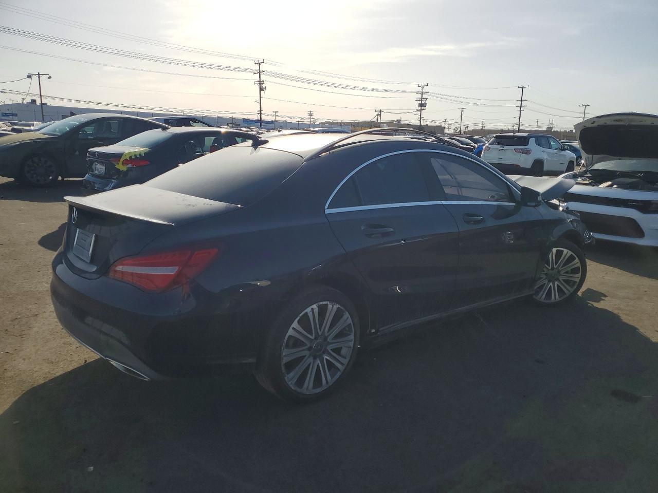 2018 Mercedes-Benz Cla 250 - Image 3