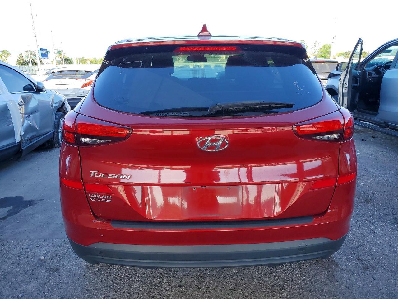 2021 Hyundai Tucson Se - Image 6
