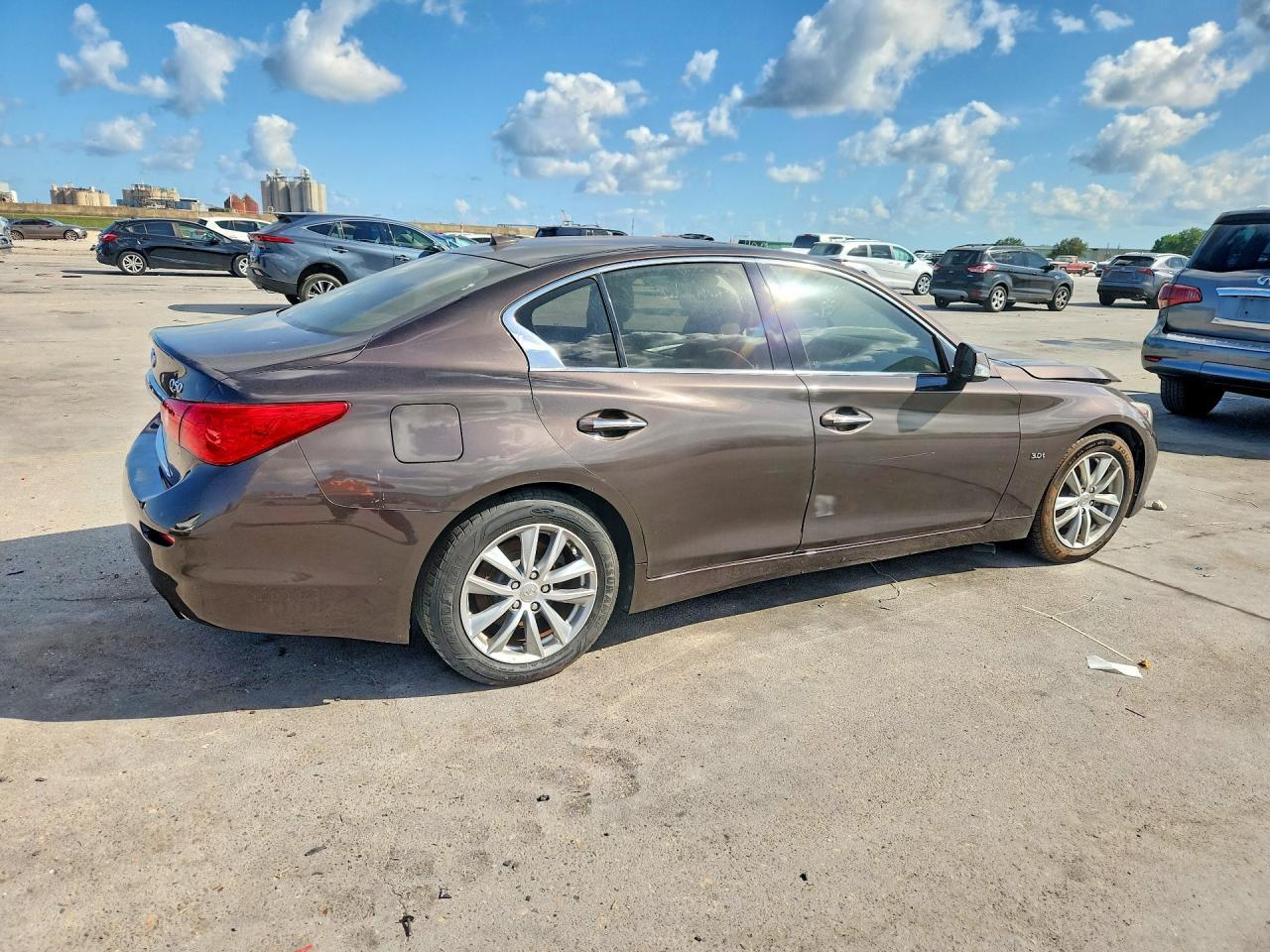 2017 Infiniti Q50 3.0T Premium - Image 3
