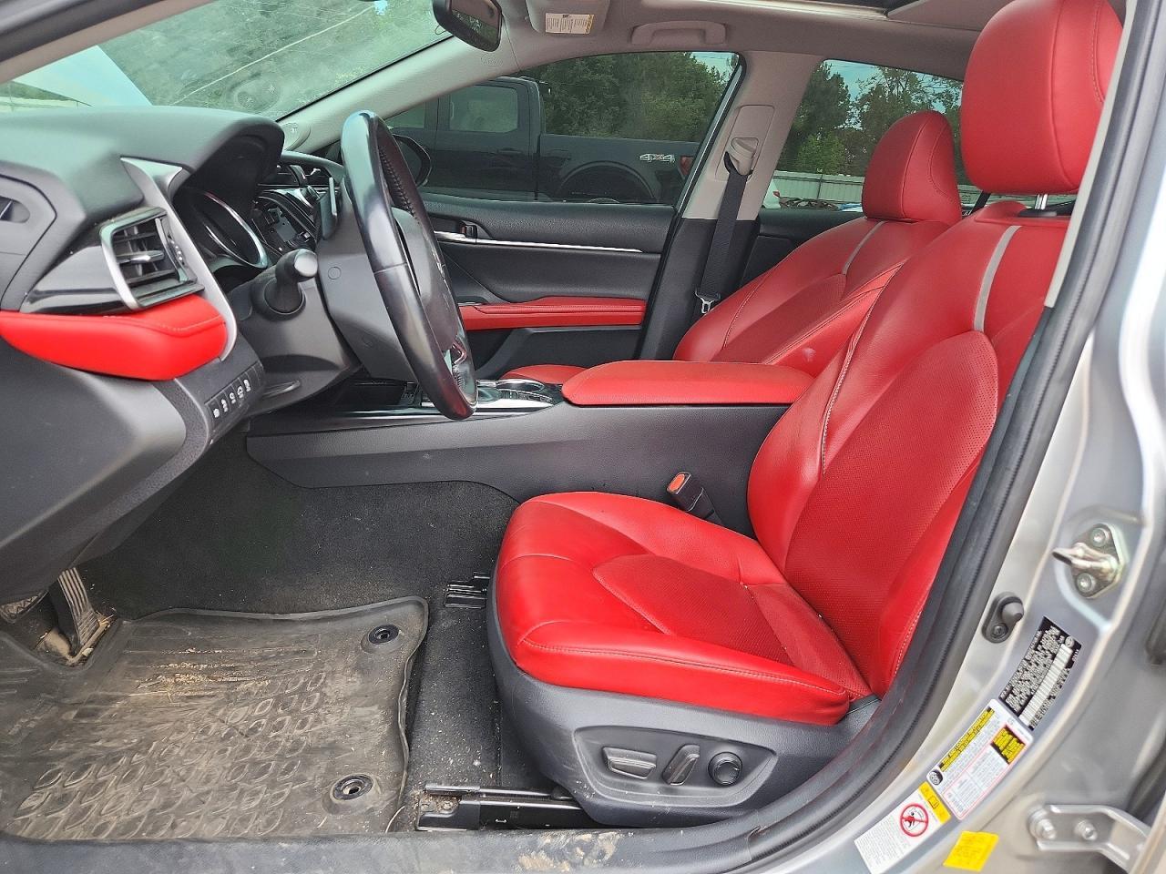 2019 Toyota Camry Xse V6 - Image 7