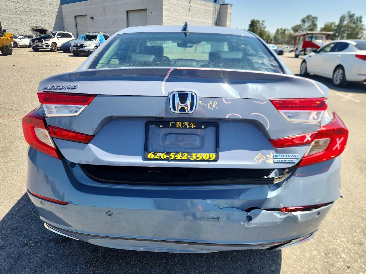 2022 Honda Accord Touring Hybrid - Image 6