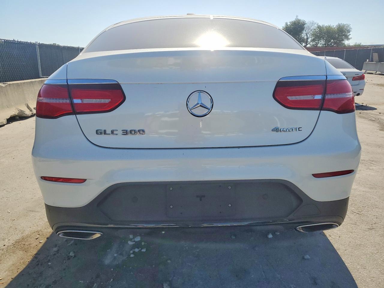 2019 Mercedes-Benz Glc Coupe 300 4Matic - Image 6
