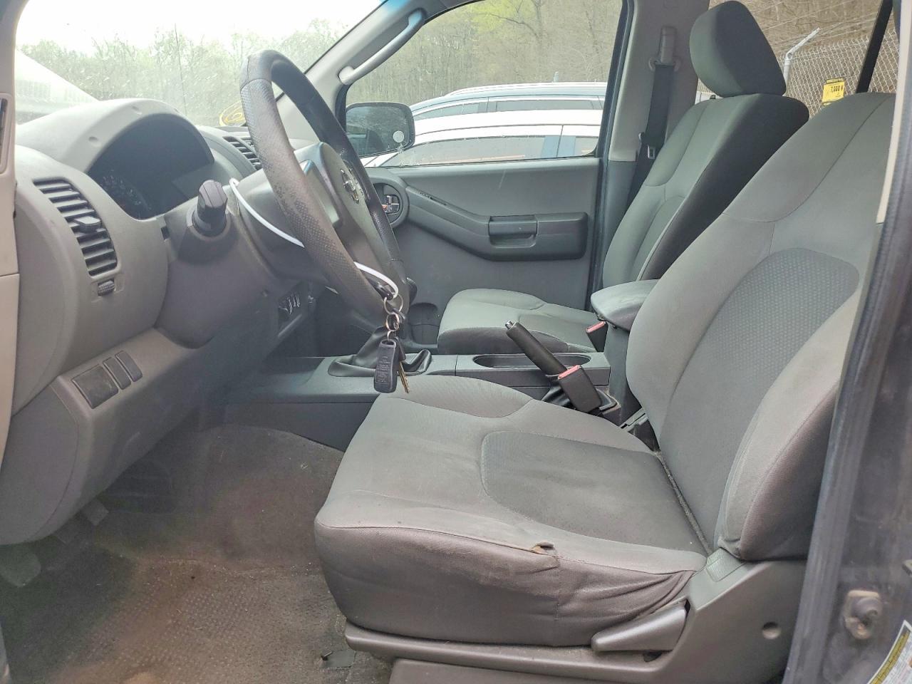 2010 Nissan Xterra X - Image 7