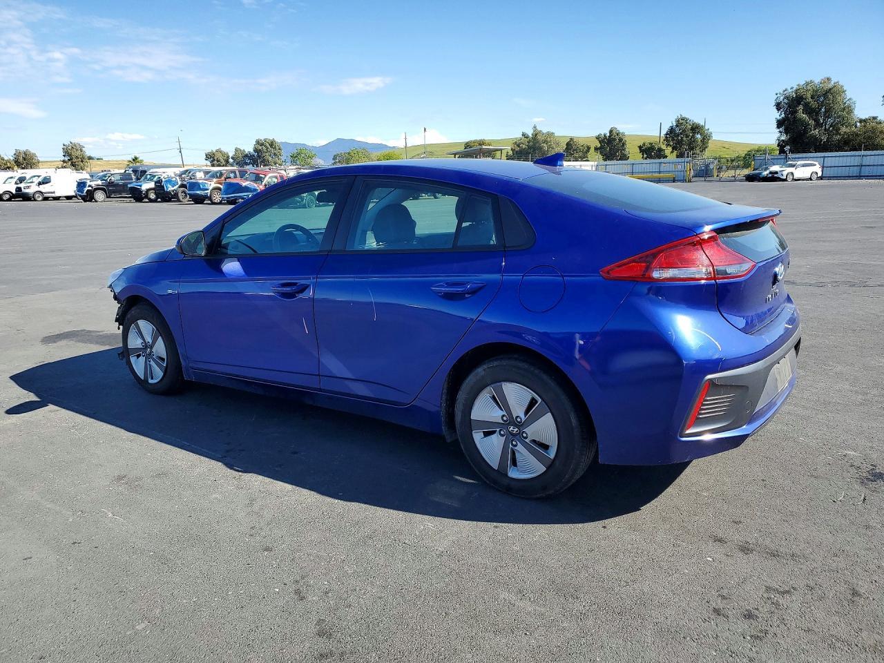 2020 Hyundai Ioniq Hybrid Blue - Image 2