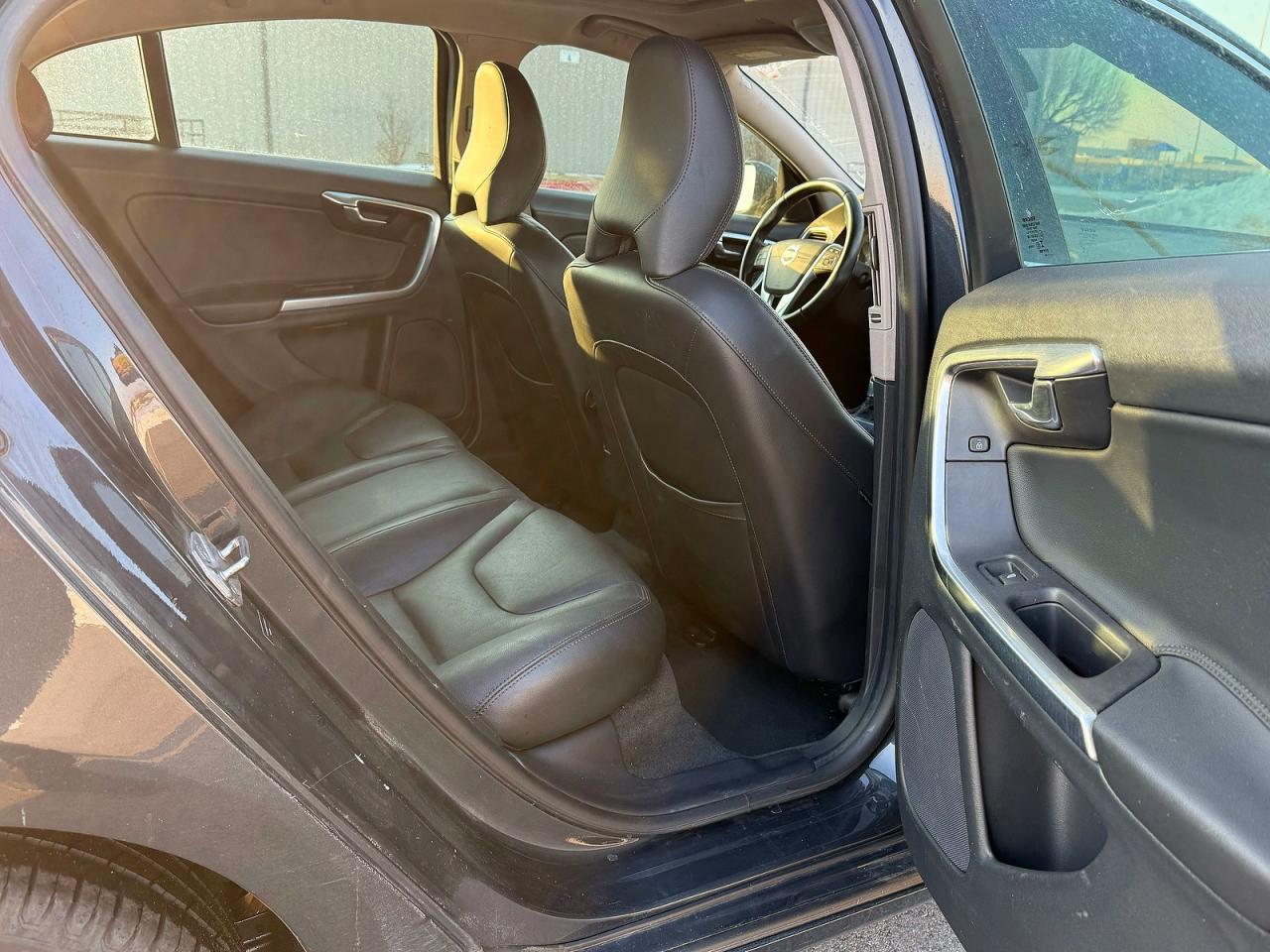 2015 Volvo S60 Premier - Фото 6