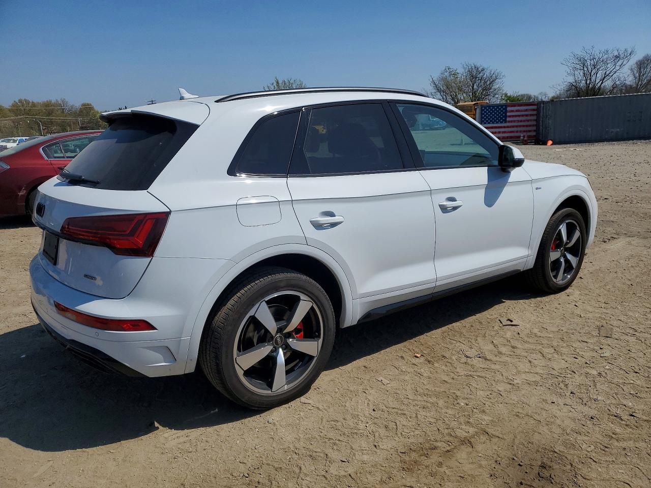 2024 Audi Q5 Premium Plus 45 - Image 3
