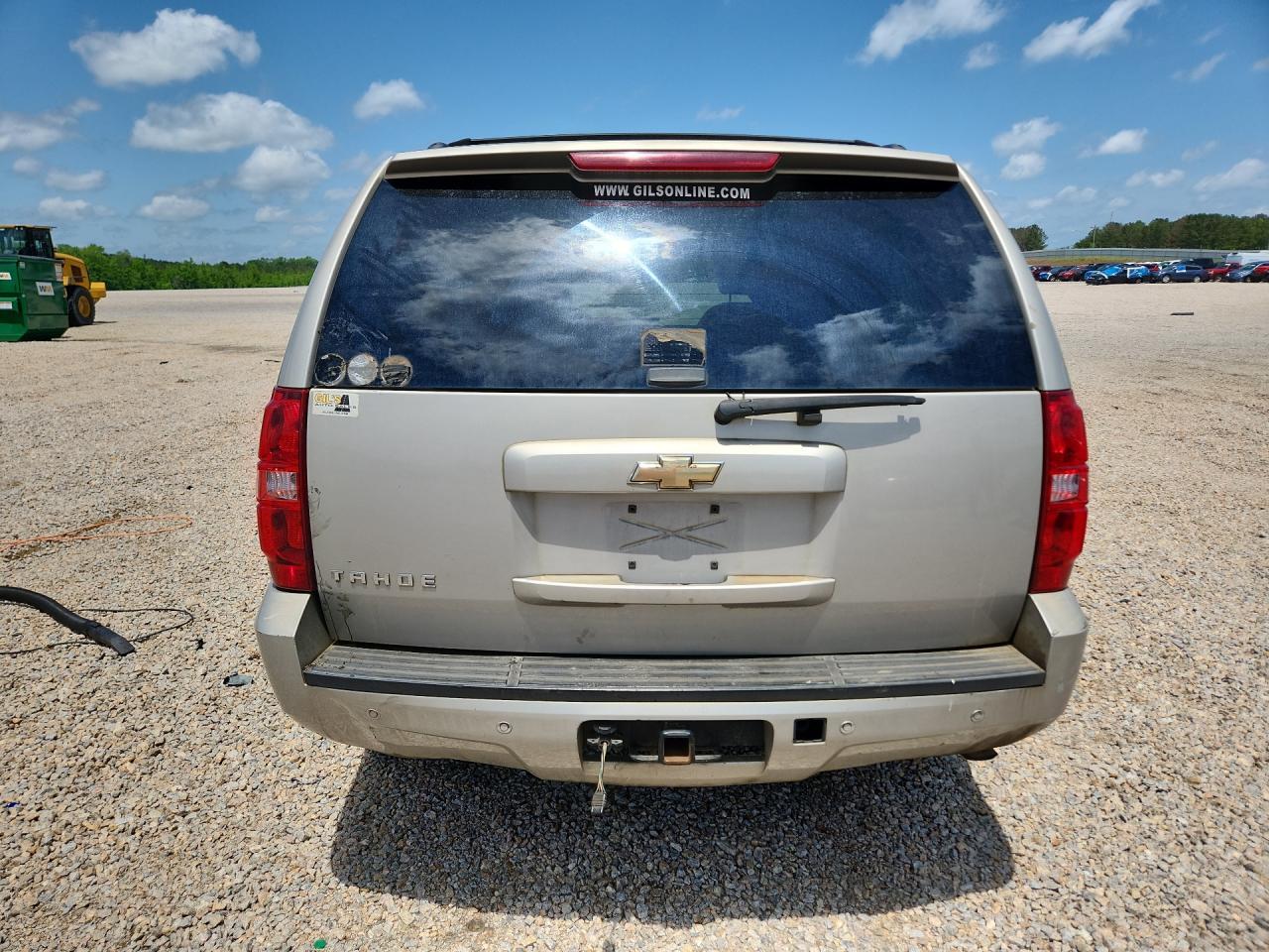 2008 Chevrolet Tahoe C1500 - Image 6