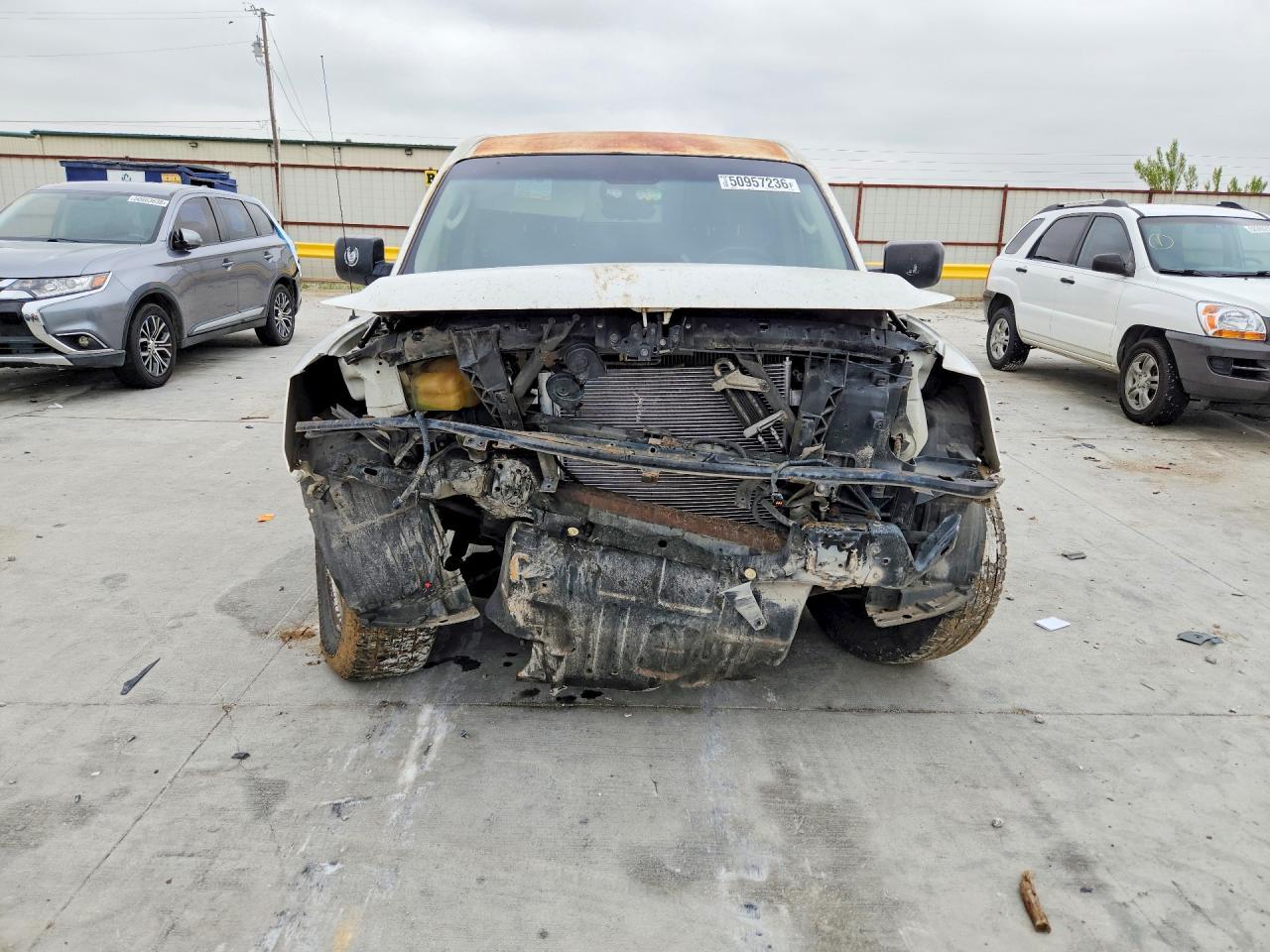 2009 Nissan Titan Xe - Фото 5