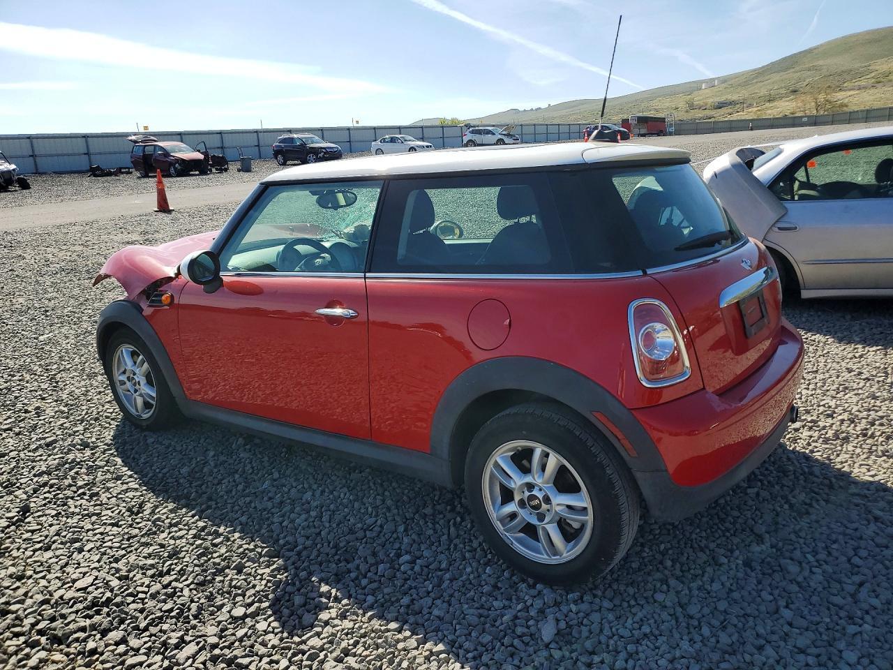 2013 Mini Cooper - Image 2