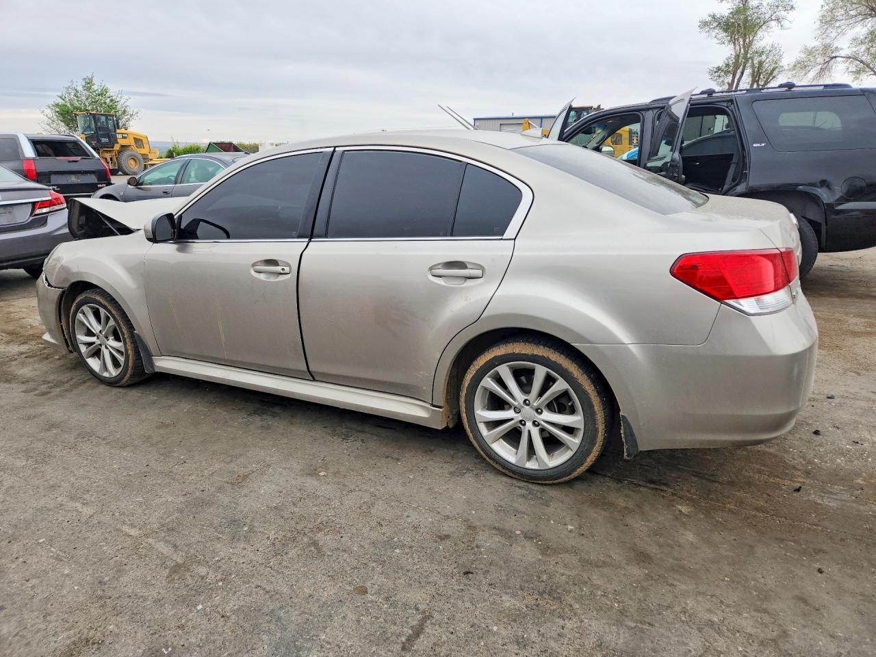 2014 Subaru Legacy 2.5I Premium - Фото 2