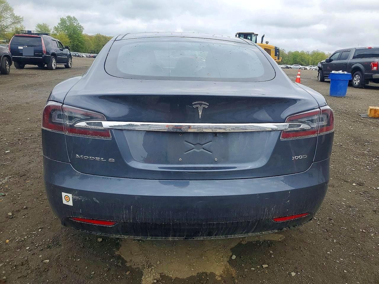 2017 Tesla Model S - Фото 6
