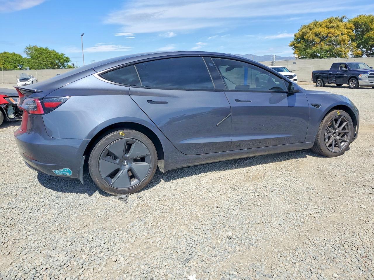 2023 Tesla Model 3 - Image 3