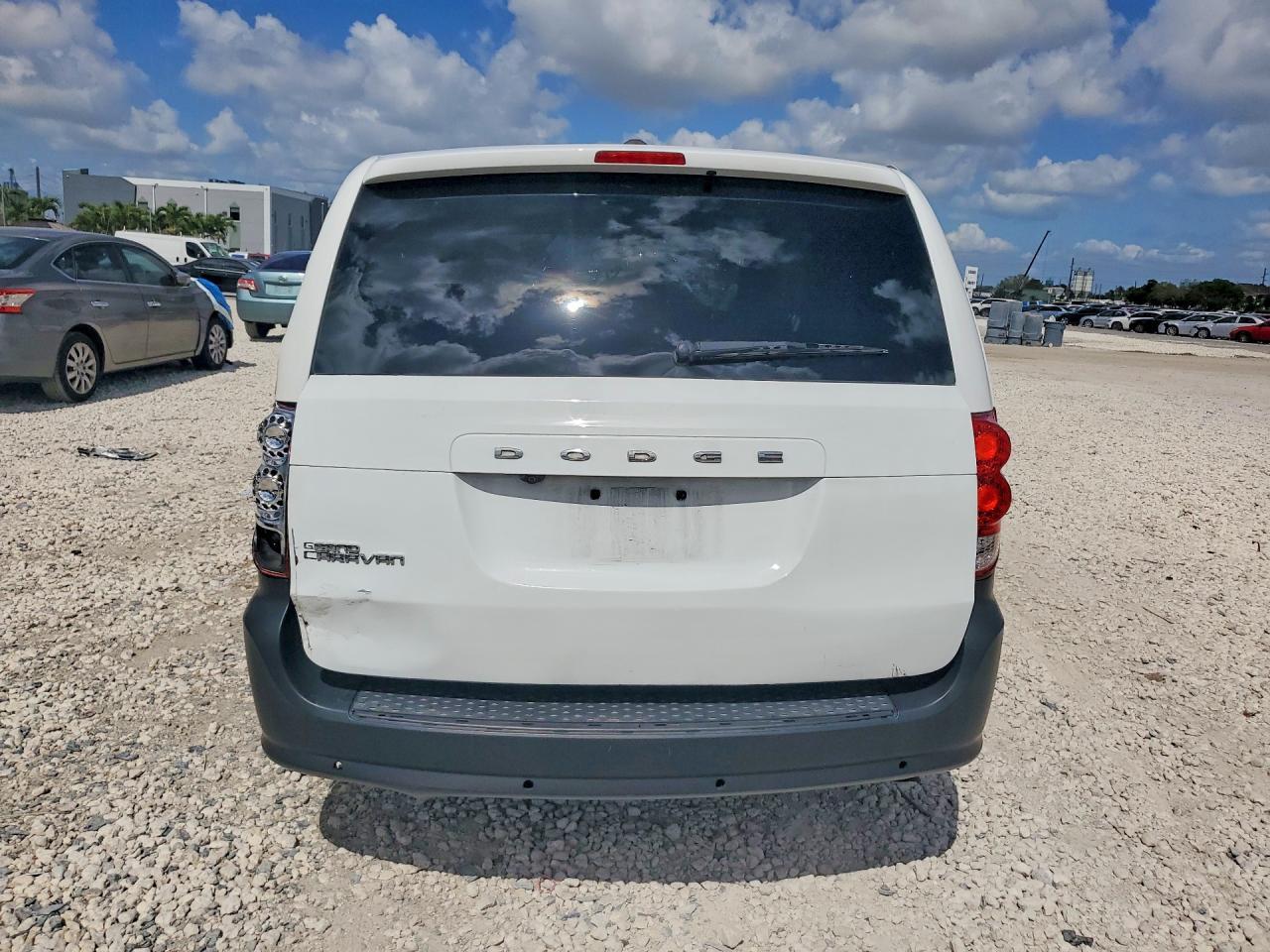 2017 Dodge Grand Caravan Se - Фото 6