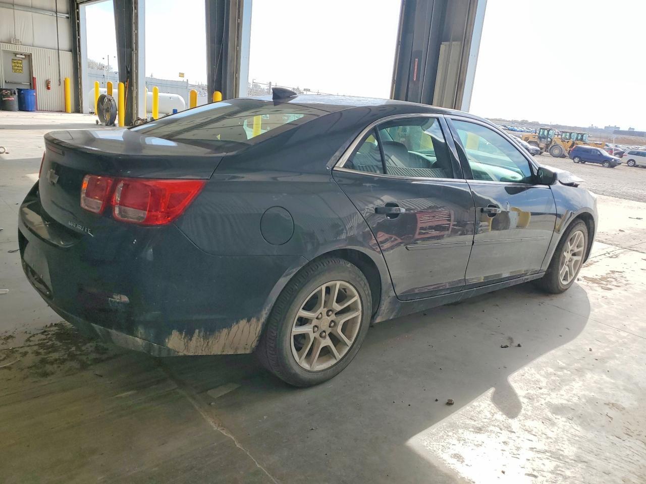 2015 Chevrolet Malibu 1Lt - Фото 3