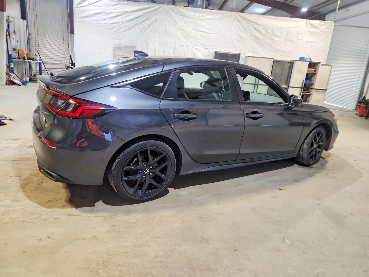 2025 Honda Civic Sport - Image 3