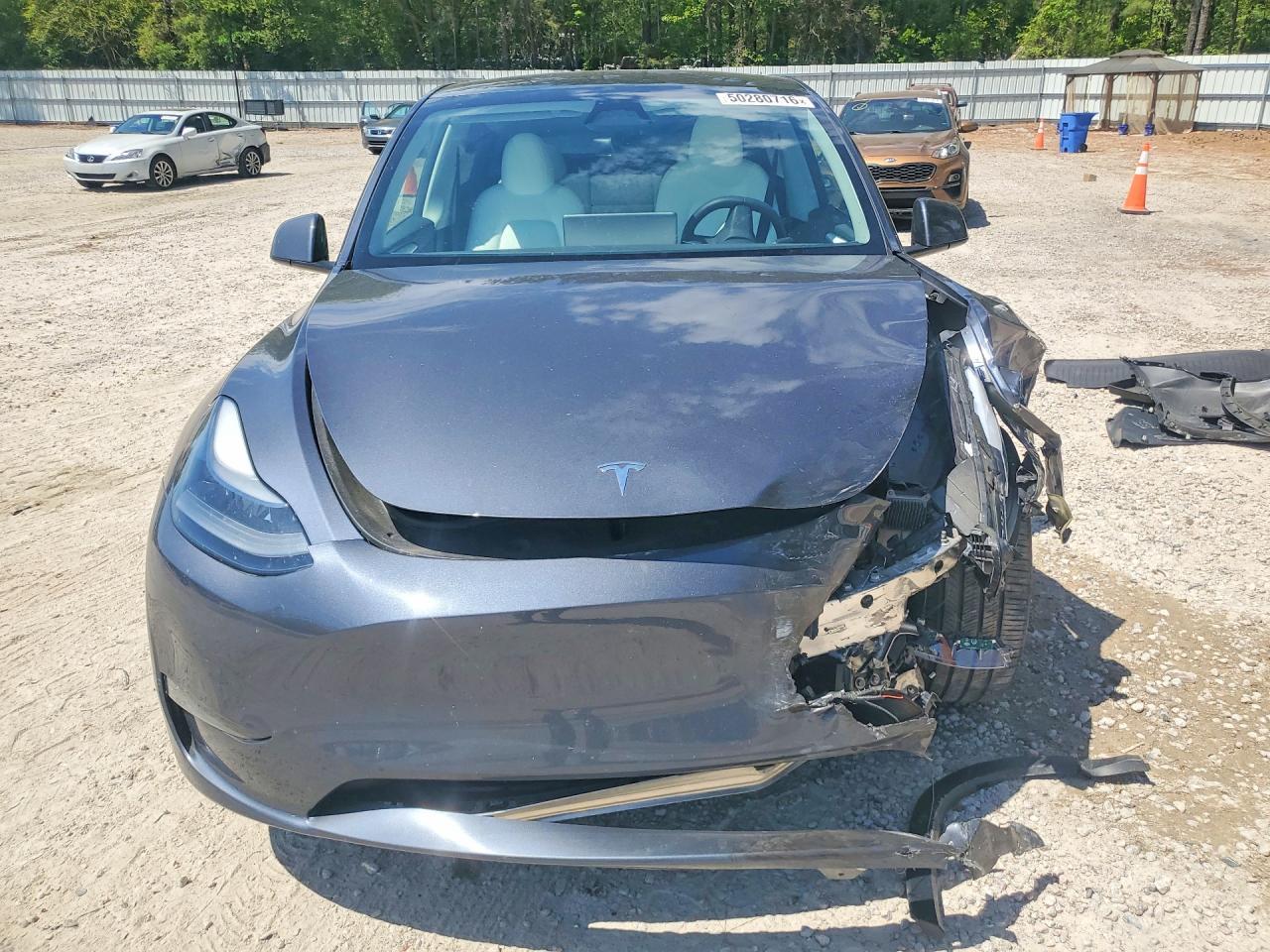 2023 Tesla Model Y - Image 5