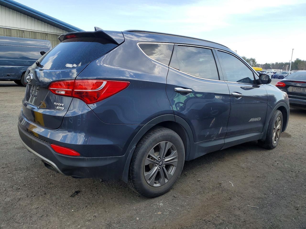 2016 Hyundai Santa Fe Sport 2.4L - Фото 3