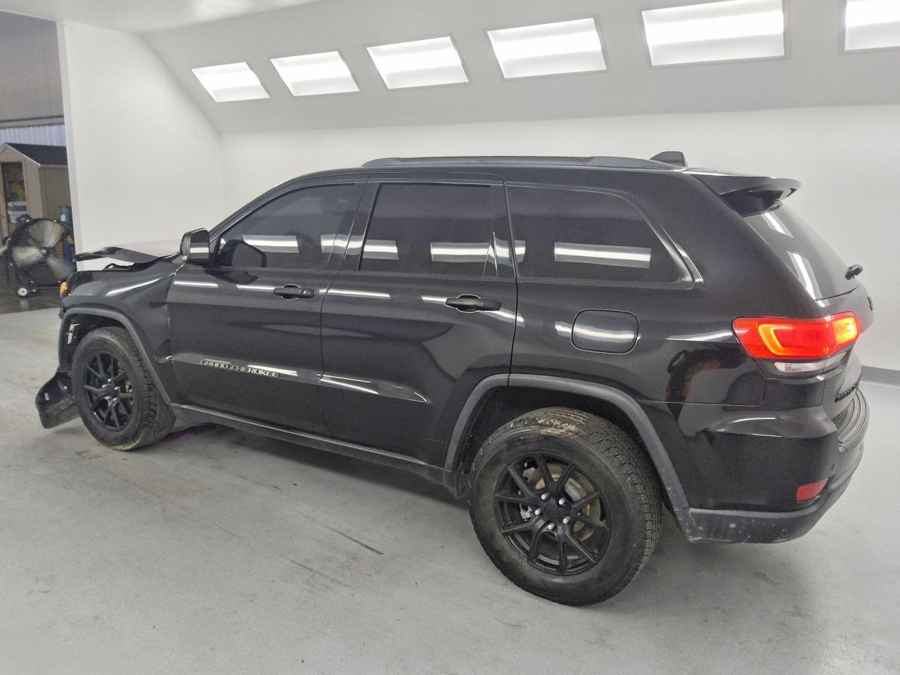 2017 Jeep Grand Cherokee Limited - Фото 2