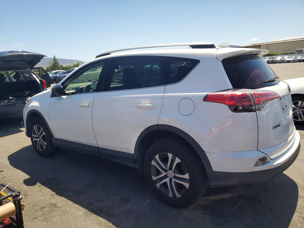 2016 Toyota Rav4 Le - Image 2