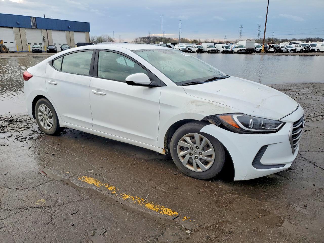 2017 Hyundai Elantra Se - Фото 4
