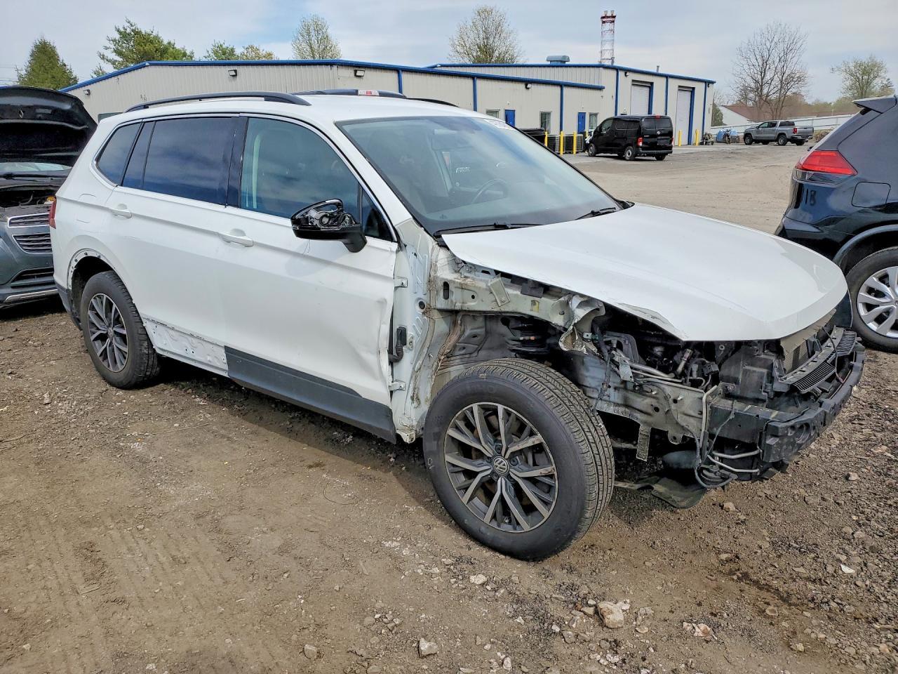 2019 Volkswagen Tiguan Se - Фото 4