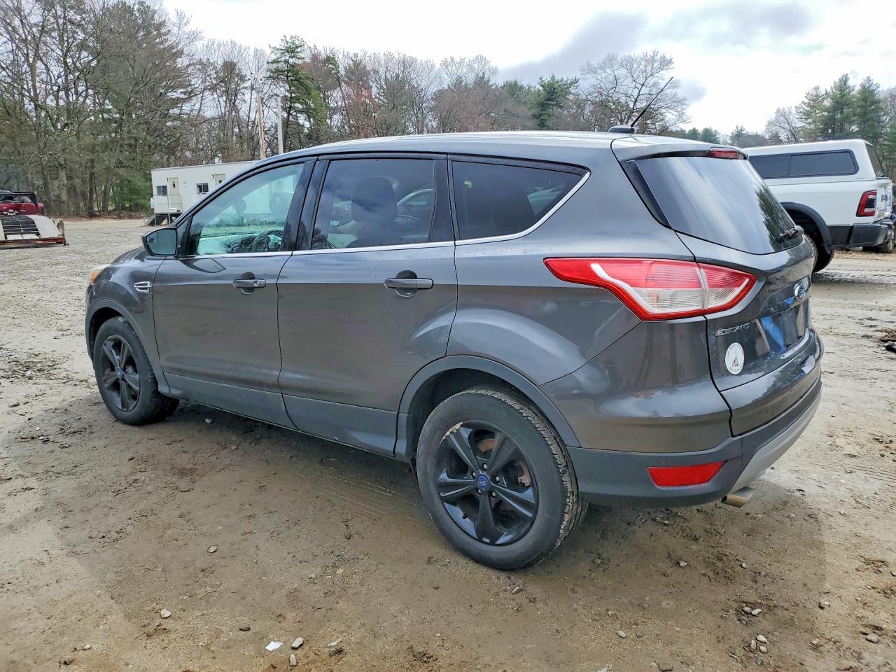 2015 Ford Escape Se - Фото 2