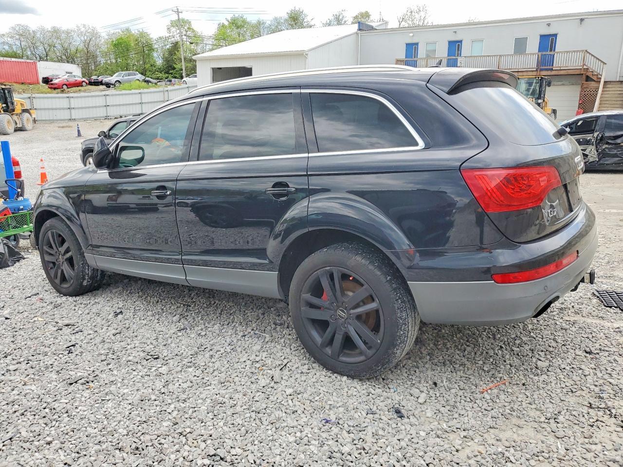 2012 Audi Q7 Premium Plus - Фото 2