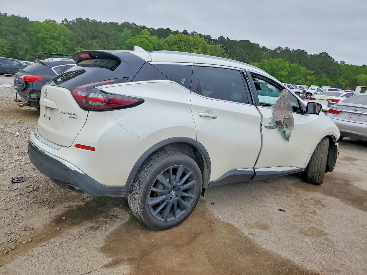 2020 Nissan Murano Platinum - Image 3