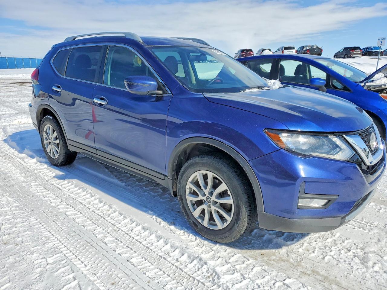 2020 Nissan Rogue S - Фото 4
