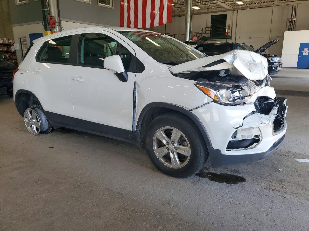 2018 Chevrolet Trax Ls - Image 4