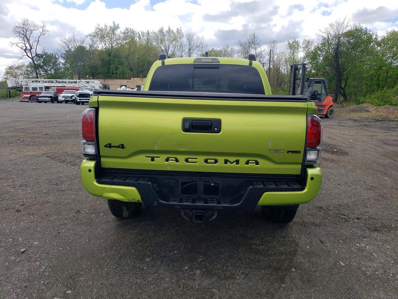 2022 Toyota Tacoma Double Cab - Фото 6