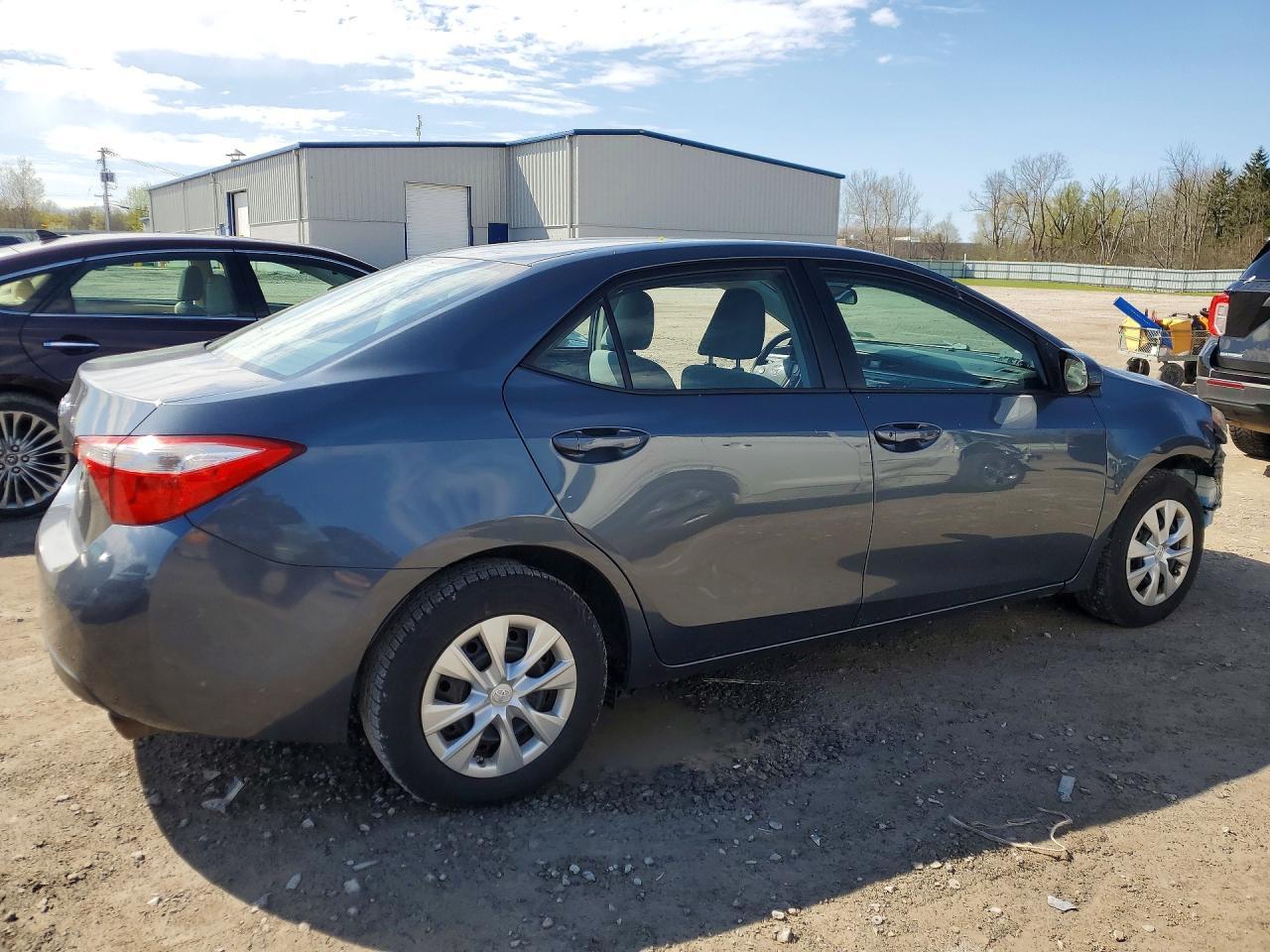 2014 Toyota Corolla L - Фото 3