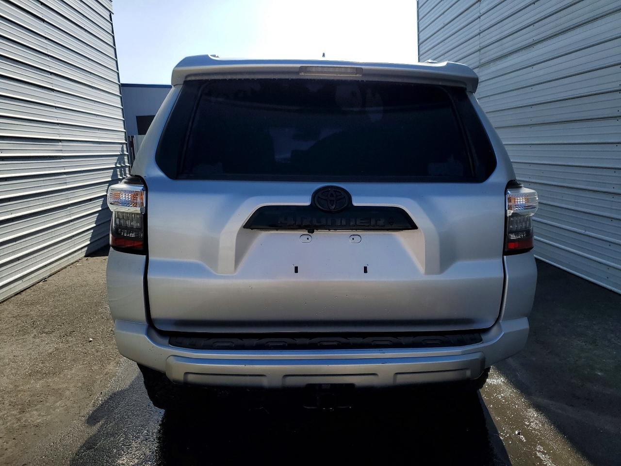 2024 Toyota 4Runner Trd Off-Road Premium - Image 6