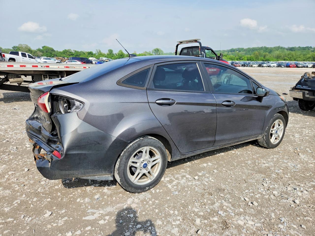 2017 Ford Fiesta Se - Image 3