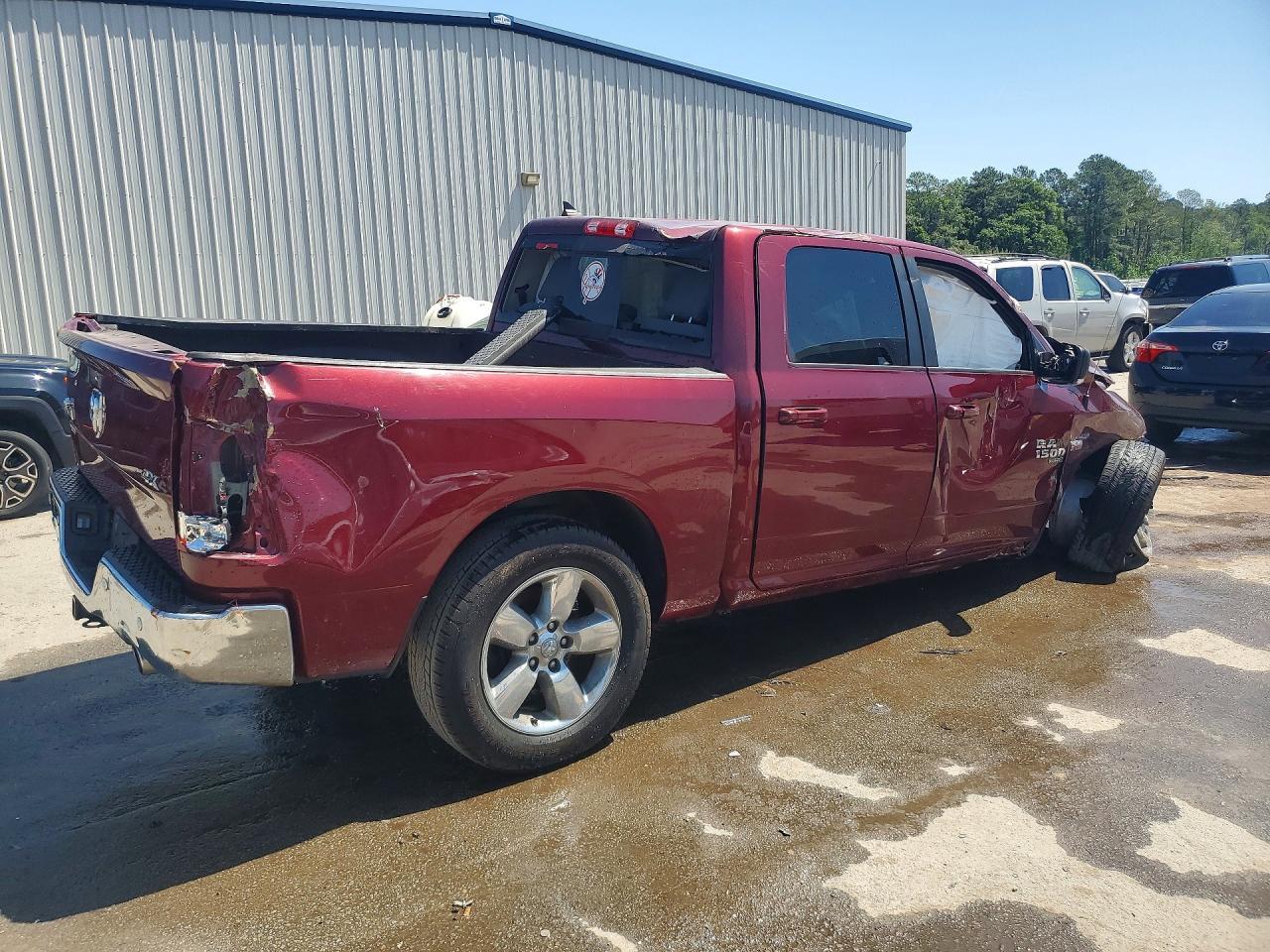 2019 Ram 1500 Classic Slt - Image 3