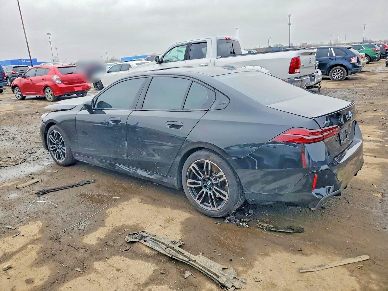 2024 BMW 530 Xi - Image 2